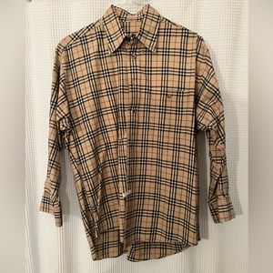 Burberry button down front pocket check shirt